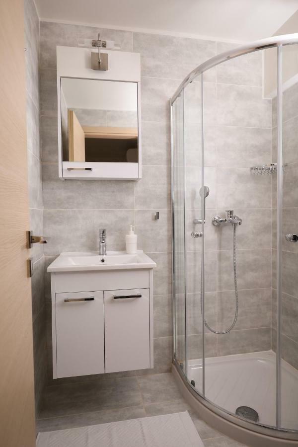 Madonas House Psiri Apartment Athena Bagian luar foto